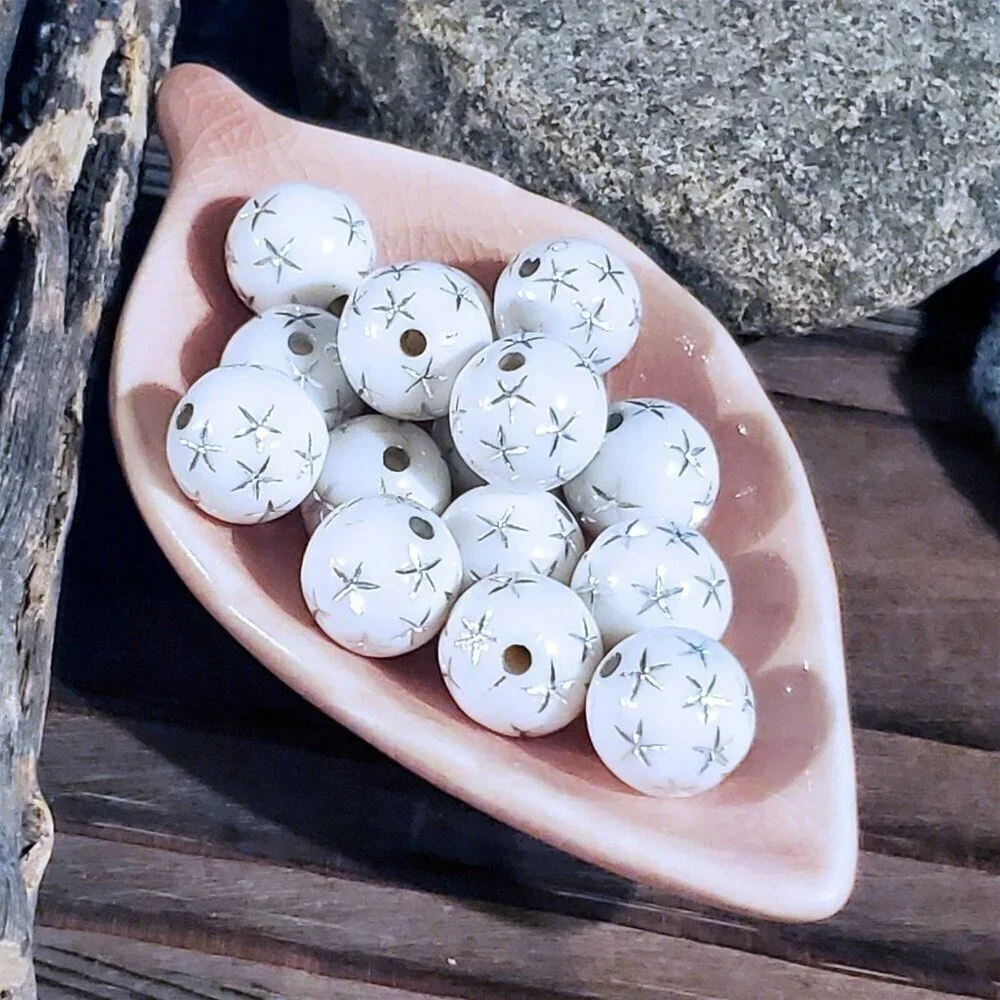 Vintage Retro White Silver Stars 12mm Round Acrylic Shabby Chic Beads 10 pcs